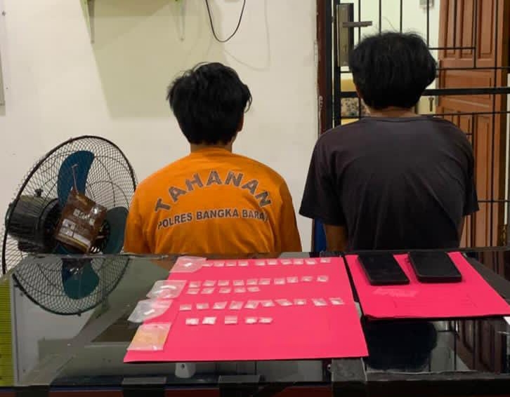 Dua pengedar sabu dibekuk Tim Hantu Polres Babar. Foto: Istimewa.