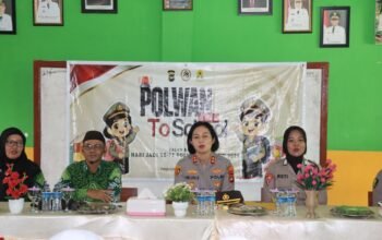 AKBP Helen Simanjuntak saat memberikan edukasi. Foto: Istimewa.