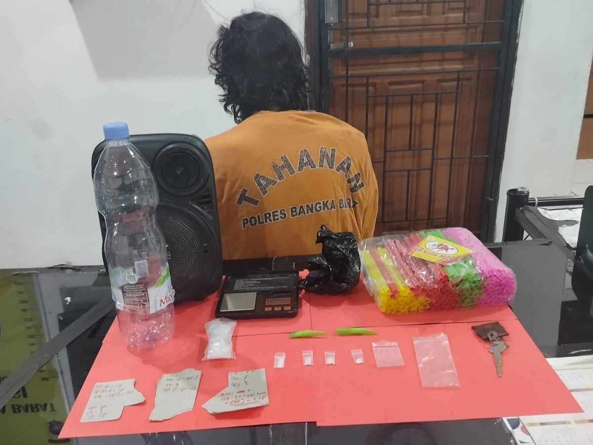 Pengedar sabu diamankan Polres Bangka Barat. Foto: Istimewa.