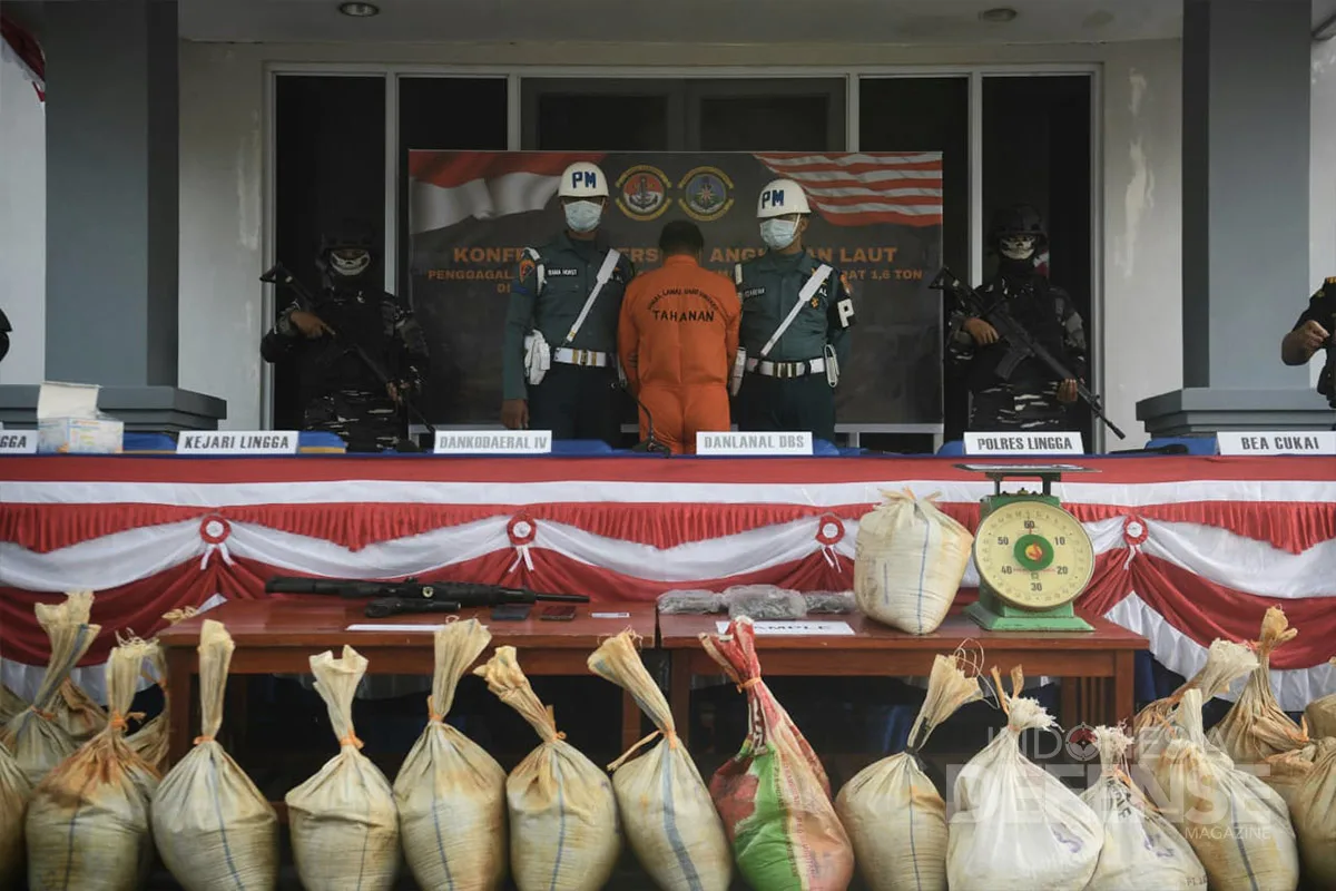 Ungkap penyelundupan timah. Foto: Indonesia Defence.