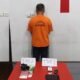 Tersangka saat diamankan polisi. Foto: Istimewa.