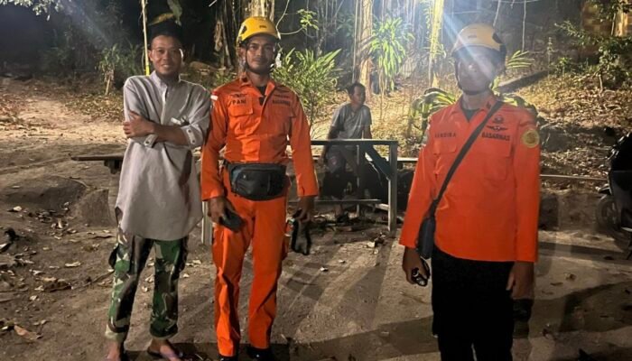 Tim Gabungan Evakuasi Pendaki Sesak Napas di Bukit Kejora