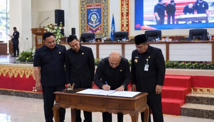 DPRD Babel Sahkan Dua Perda, Iuran Pertambangan Rakyat Kini Punya Landasan Hukum
