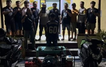 Tim Macan Putih dan Meriam Polsek Mentok amankan pelaku pencurian. Foto: Istimewa.