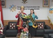 Duta Genre Bangka Barat bersama Evi Astura. Foto: Istimewa.