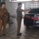 Tangkapan layar video penarikan mobil dinas Wagub Hellyana. Foto: Istimewa.