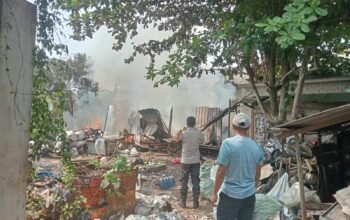 Kebakaran gudang di Parittiga. Foto: Istimewa.