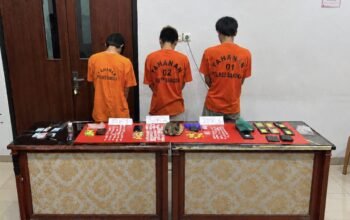 Tiga orang diamankan Satresnarkoba Polres Bangka. Foto: Istimewa.