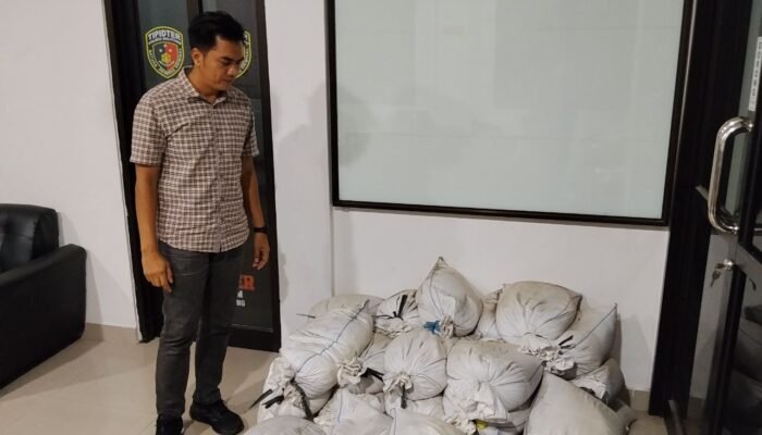 Polisi Gagalkan Pengiriman 79 Karung Pasir Timah, 7 Orang Diamankan