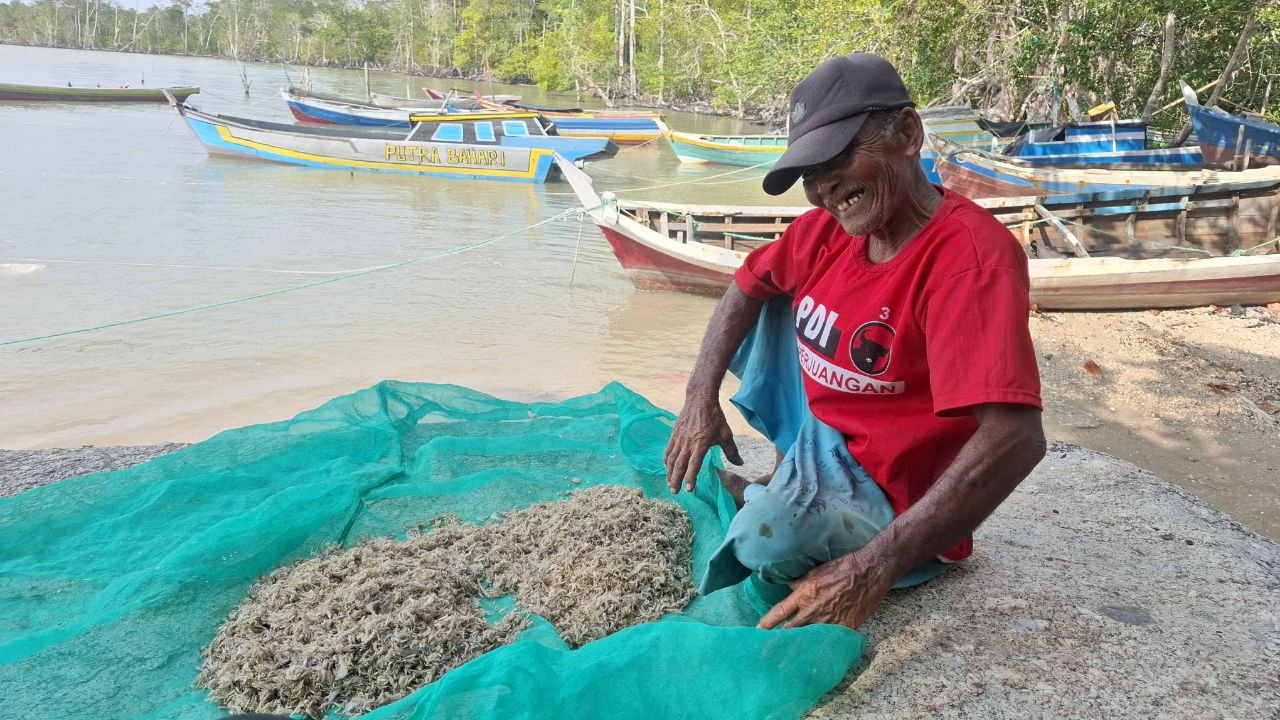 Nelayan Rias. Foto: Istimewa.