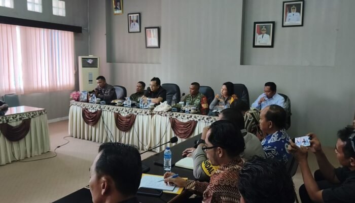 Cegah Konflik Antar Masyarakat, Markus Tegaskan Tambang DAS Kampak akan Ditertibkan